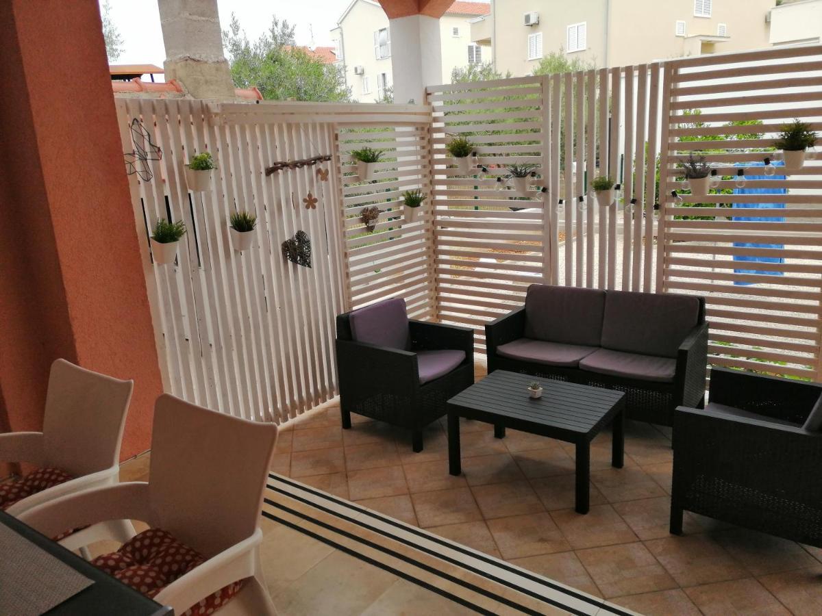 Apartman Mira Zaboric Εξωτερικό φωτογραφία