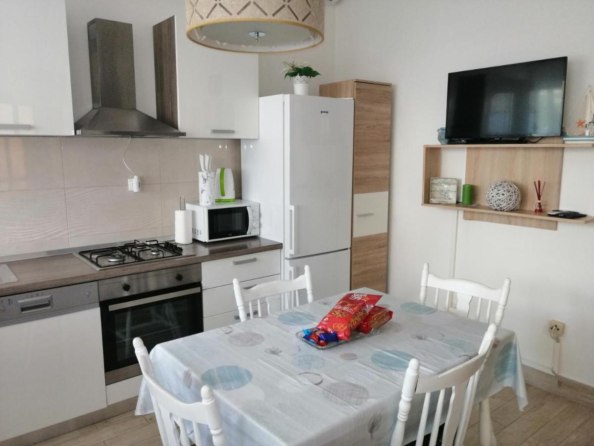 Apartman Mira Zaboric Εξωτερικό φωτογραφία