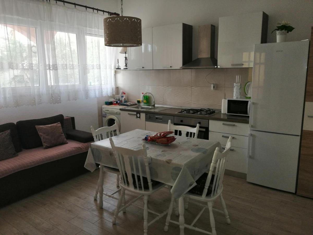 Apartman Mira Zaboric Εξωτερικό φωτογραφία