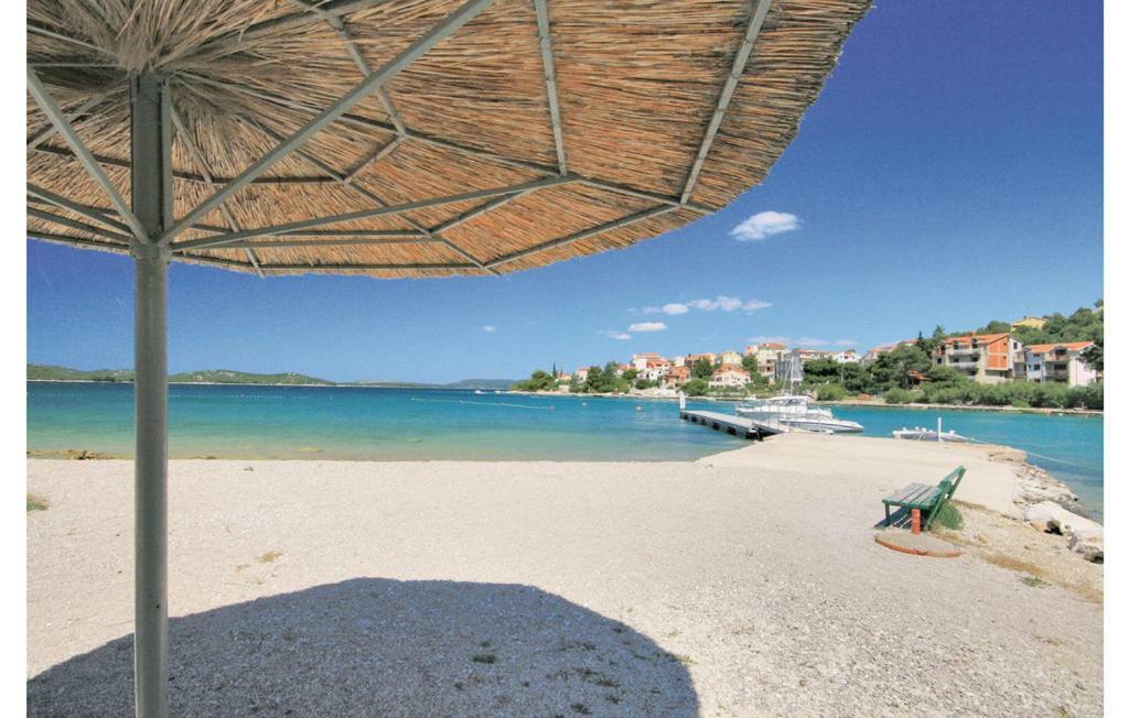 Apartman Mira Zaboric Εξωτερικό φωτογραφία